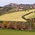 Fattoria Riomoro Apartment Colonnella