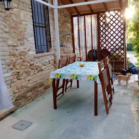 شقة Fattoria Riomoro كولونيلا