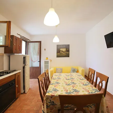 Fattoria Riomoro شقة كولونيلا